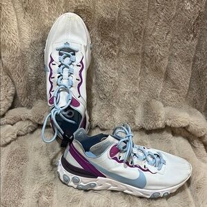 Nike Women's Athletic Shoes in White and Purple